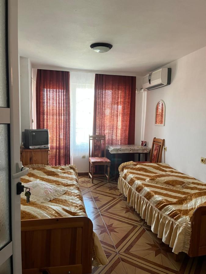 Central Guesthouse Несебир Екстер'єр фото