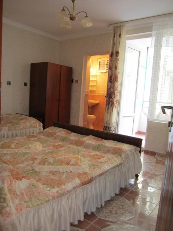 Central Guesthouse Несебир Екстер'єр фото