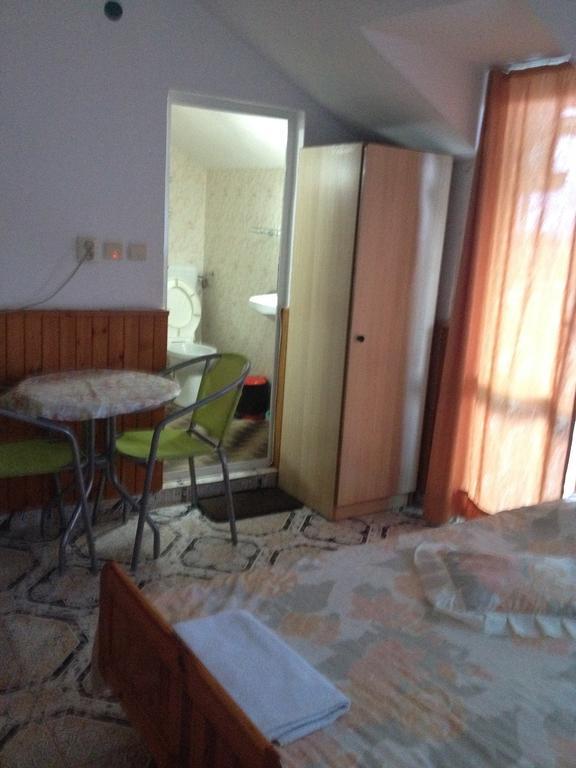 Central Guesthouse Несебир Екстер'єр фото