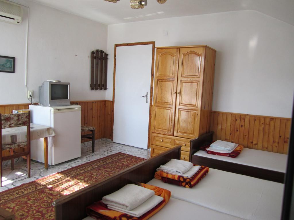 Central Guesthouse Несебир Екстер'єр фото